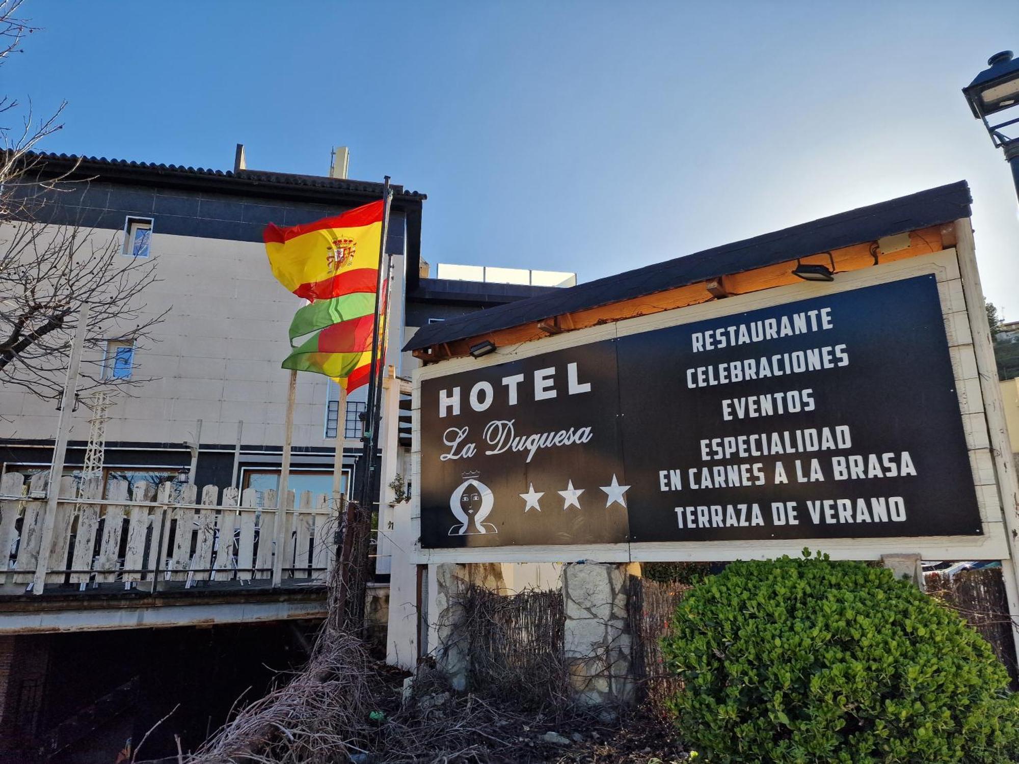 Hotel La Duquesa Pinos Genil Luaran gambar
